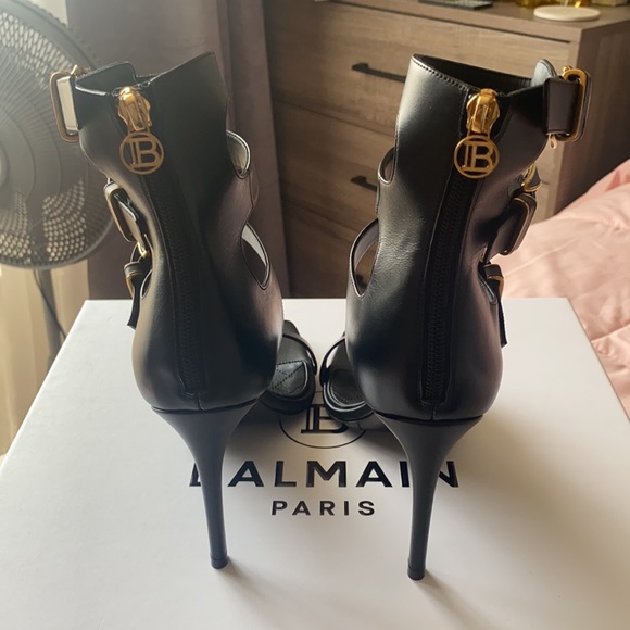Balmain Paris. Black buckle heels. EU 37 - Picture 3 of 5